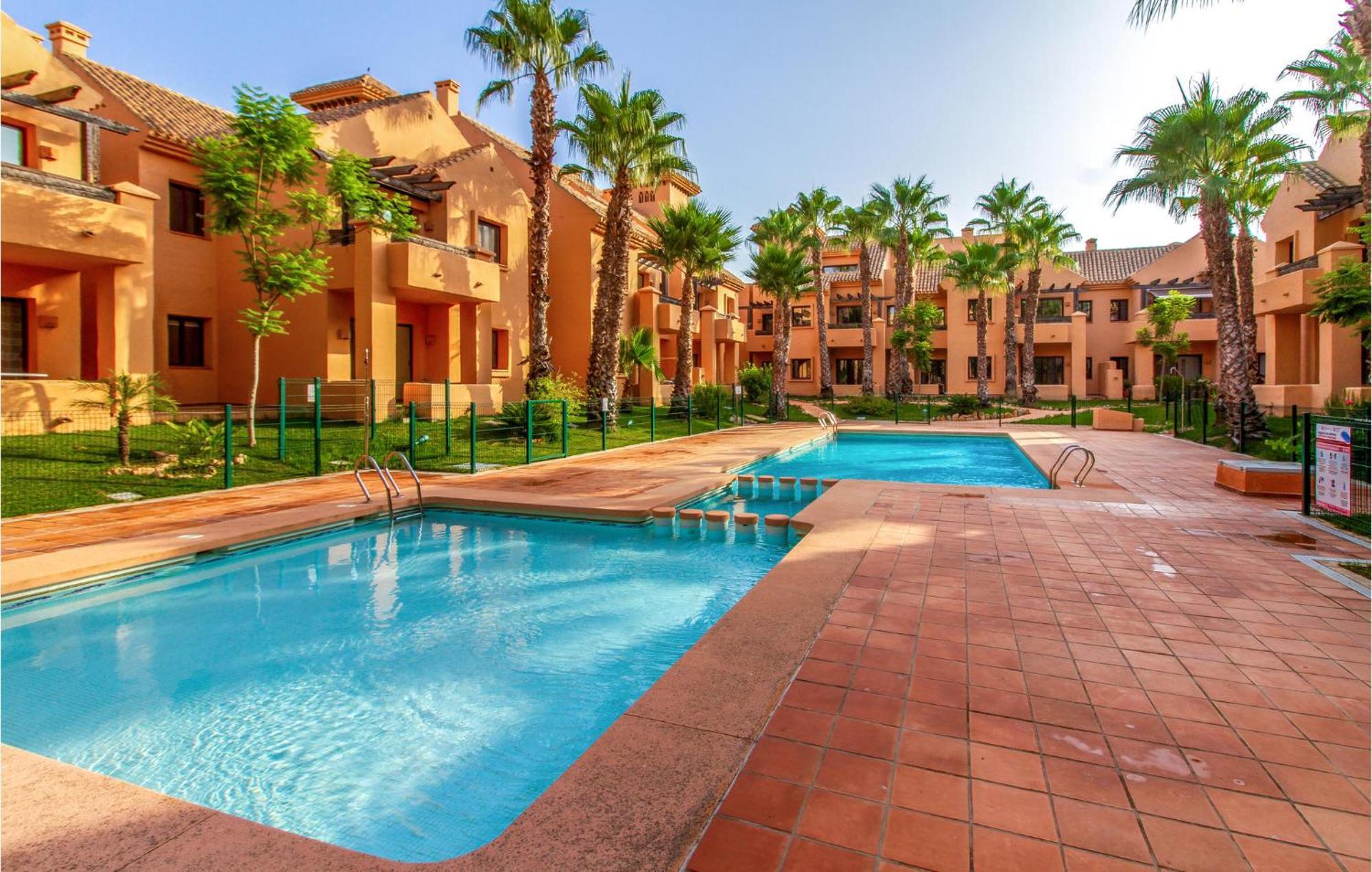 Stunning apartment in Los Alcázares with Outdoor swimming pool, Swimming pool&2 Bedrooms Exterior foto